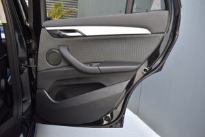BMW X1 sDrive18d Navegacion Profesional  - Foto 44