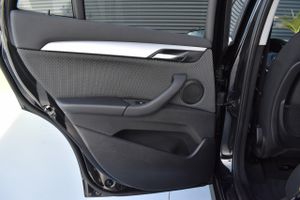 BMW X1 sDrive18d Navegacion Profesional  - Foto 43