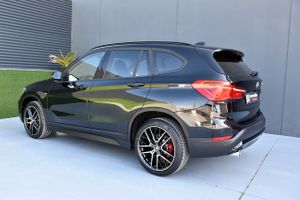 BMW X1 sDrive16d Navegacion Profesional  - Foto 33