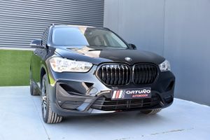 BMW X1 sDrive16d Navegacion Profesional  - Foto 31