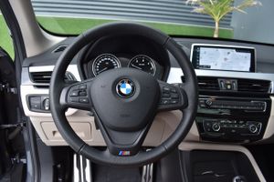 BMW X1 sDrive16d Techo, Cámara, HiFi  - Foto 9