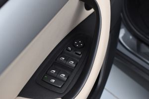 BMW X1 sDrive16d Techo, Cámara, HiFi  - Foto 39