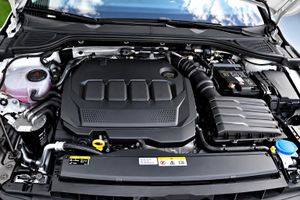 Volkswagen Golf Life 2.0 TDI 85kW 116CV CarPlay, Android Auto  - Foto 18