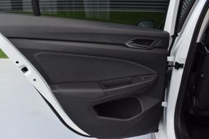 Volkswagen Golf Life 2.0 TDI 85kW 116CV CarPlay, Android Auto  - Foto 41