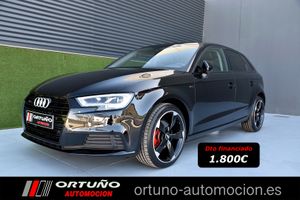 Audi A3 Sportback Black line 30 TDI Matrix, CarPlay, Camara, Android Auto  - Foto 2