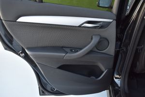 BMW X1 sDrive16d Navegacion Profesional  - Foto 40