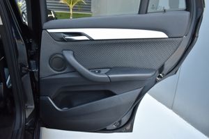 BMW X1 sDrive16d Navegacion Profesional  - Foto 41