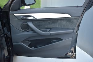 BMW X1 sDrive16d Navegacion Profesional  - Foto 42