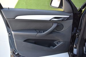 BMW X1 sDrive16d Navegacion Profesional  - Foto 35