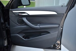 BMW X1 xDrive18d Techo, Camara, Navegacion Profesional  - Foto 49