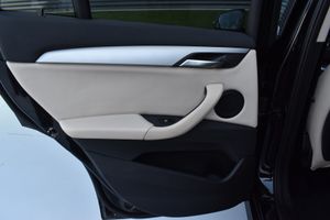 BMW X1 sDrive16d Navegacion Profesional  - Foto 22
