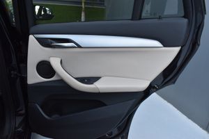 BMW X1 sDrive16d Navegacion Profesional  - Foto 25
