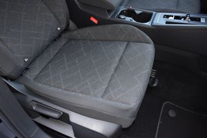 Volkswagen Golf Life 2.0 TDI 85kW 116CV CarPlay, Android Auto  - Foto 50