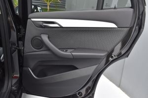 BMW X1 sDrive16d Navegacion Profesional  - Foto 35
