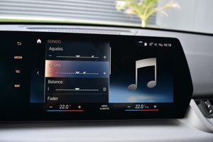 BMW X1 sDrive18d Navegacion, Carplay, Camara  - Foto 93
