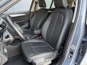 BMW X1 sDrive16d Navegacion Profesional, CarPlay  - Foto 9