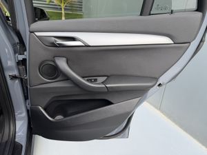 BMW X1 sDrive16d Navegacion Profesional, CarPlay  - Foto 41