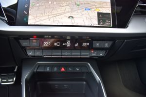 Audi A3 Sportback Black line 30 TDI 85kW S tron Matrix LED, Techo, CarPlay  - Foto 69