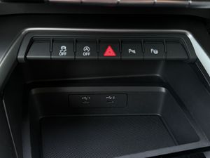 Audi A3 Sportback Black line 30 TDI 85kW S tron Matrix LED, Techo, CarPlay  - Foto 63