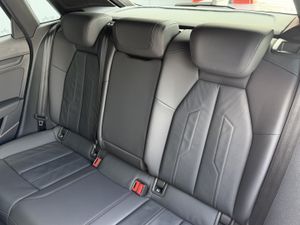 Audi A3 Sportback Black line 30 TDI 85kW S tron Matrix LED, Techo, CarPlay  - Foto 13