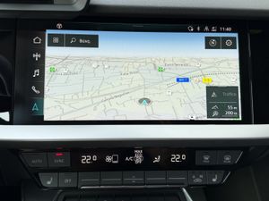 Audi A3 Sportback Black line 30 TDI 85kW S tron Matrix LED, Techo, CarPlay  - Foto 65
