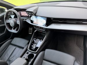 Audi A3 Sportback Black line 30 TDI 85kW S tron Matrix LED, Techo, CarPlay  - Foto 47
