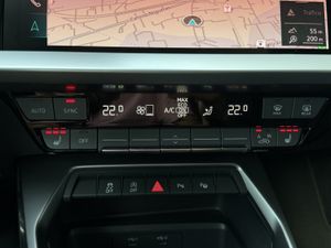 Audi A3 Sportback Black line 30 TDI 85kW S tron Matrix LED, Techo, CarPlay  - Foto 66
