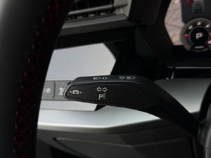 Audi A3 Sportback Black line 30 TDI 85kW S tron Matrix LED, Techo, CarPlay  - Foto 59