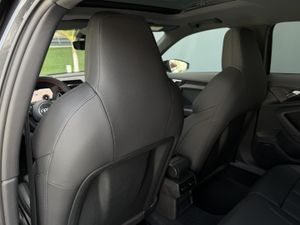 Audi A3 Sportback Black line 30 TDI 85kW S tron Matrix LED, Techo, CarPlay  - Foto 12