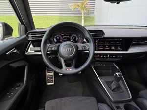 Audi A3 Sportback S line 35 TDI 110kW 150CV Black line  - Foto 42