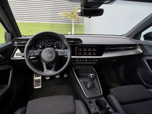 Audi A3 Sportback S line 35 TDI 110kW 150CV Black line  - Foto 40