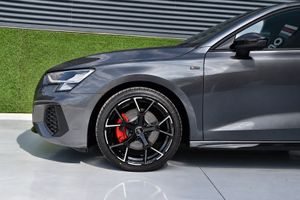 Audi A3 Sportback S line 35 TDI 110kW 150CV Black line  - Foto 17