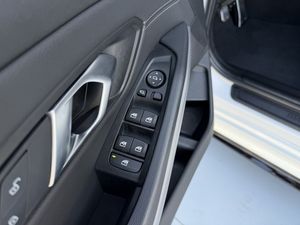 BMW Serie 3 318d 150CV CarPlay, Android Auto, Alarma   - Foto 47
