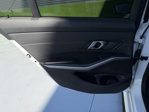 BMW Serie 3 318d 150CV CarPlay, Android Auto, Alarma   - Foto 53