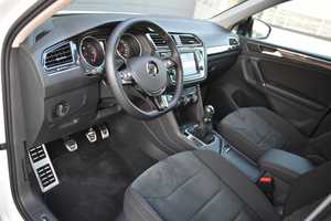 Volkswagen Tiguan Sport 2.0 TDI 150CV BMT RLine  - Foto 30