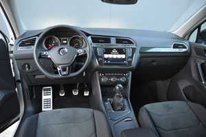 Volkswagen Tiguan Sport 2.0 TDI 150CV BMT RLine  - Foto 43