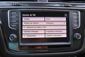 Volkswagen Tiguan Sport 2.0 TDI 150CV BMT RLine  - Foto 57