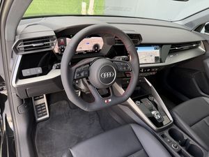 Audi A3 Sportback Black line 30 TDI 85kW S tron Matrix LED, CarPlay  - Foto 9