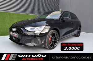 Audi A3 Sportback Black line 30 TDI 85kW S tron Matrix LED, CarPlay  - Foto 2