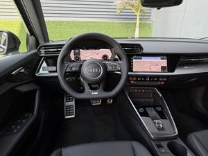 Audi A3 Sportback Black line 30 TDI 85kW S tron Matrix LED, CarPlay  - Foto 50