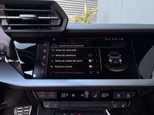 Audi A3 Sportback Black line 30 TDI 85kW S tron Matrix LED, CarPlay  - Foto 66