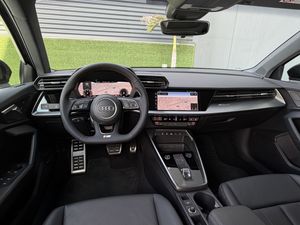 Audi A3 Sportback Black line 30 TDI 85kW S tron Matrix LED, CarPlay  - Foto 48