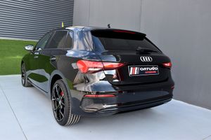 Audi A3 Sportback Black line 30 TDI 85kW S tron Matrix LED, CarPlay  - Foto 34