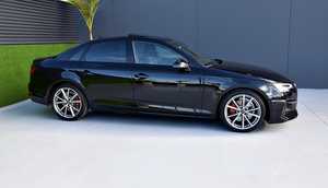 Audi A4 S line edition 2.0 TDI 110kW 150CV Black Line   - Foto 34