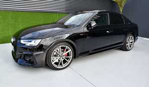 Audi A4 S line edition 2.0 TDI 110kW 150CV Black Line   - Foto 17