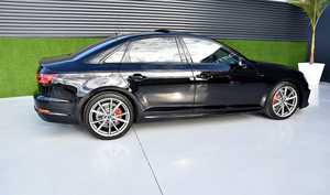 Audi A4 S line edition 2.0 TDI 110kW 150CV Black Line   - Foto 32