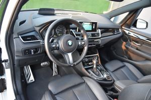 BMW Serie 2 Gran Tourer 218d 150CV 7 plazas techo panoramico   - Foto 8