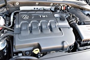 Volkswagen Golf GTD 2.0 TDI 184CV BMT   - Foto 8