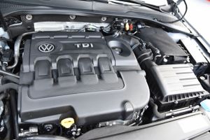 Volkswagen Golf Sport 2.0 TDI 150CV BMT DSG  - Foto 8