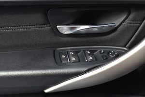 BMW Serie 3 320d 190CV sport  - Foto 54